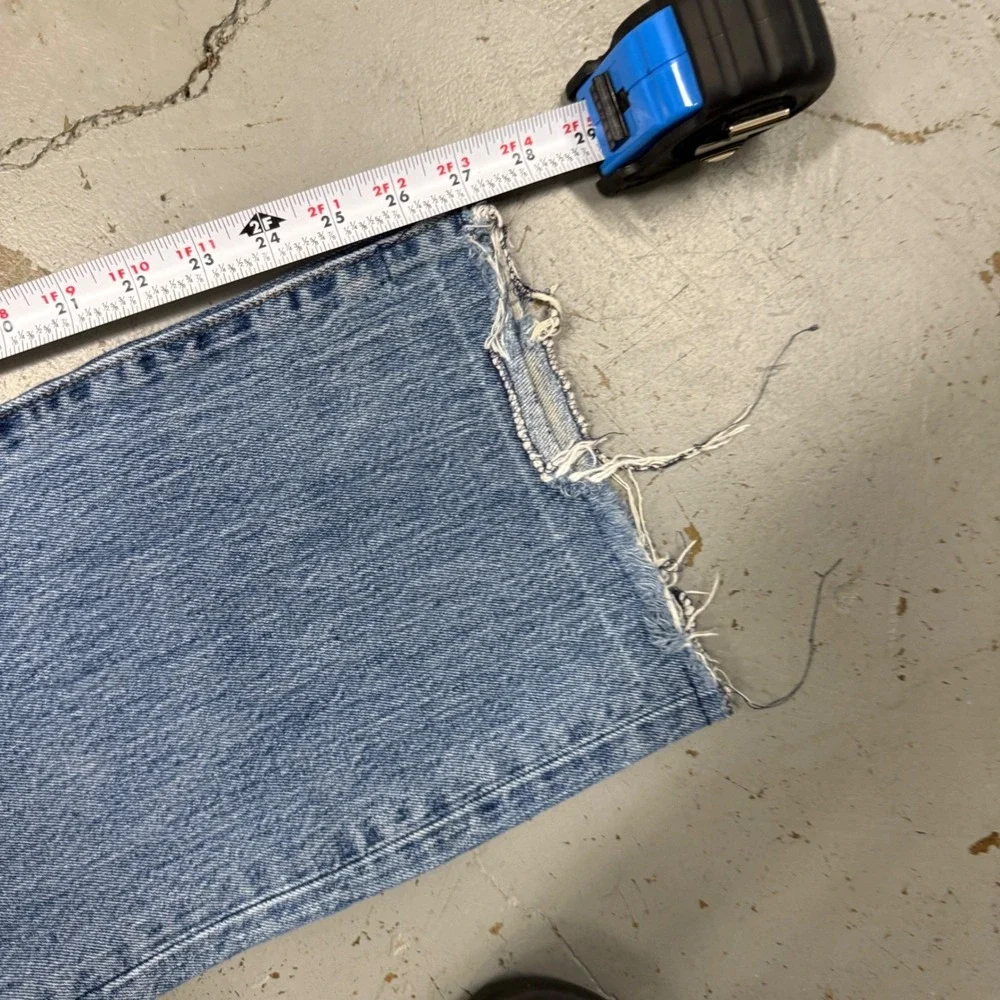 Levi's 501 Jeans Blue Straight Leg Button Fly Denim‎ 36 x 27